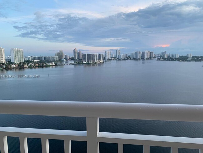 Photo - 251 174th St Unit 1904