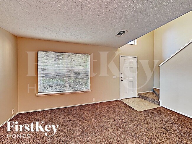 Photo - 820 Monette Dr