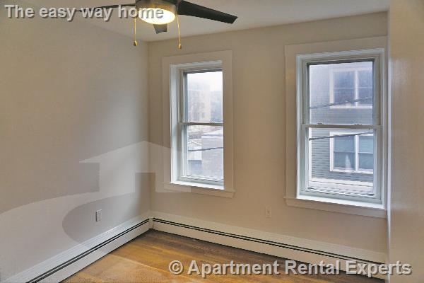 Photo - 27-29 Lambert St Unit #2R Unit #2R