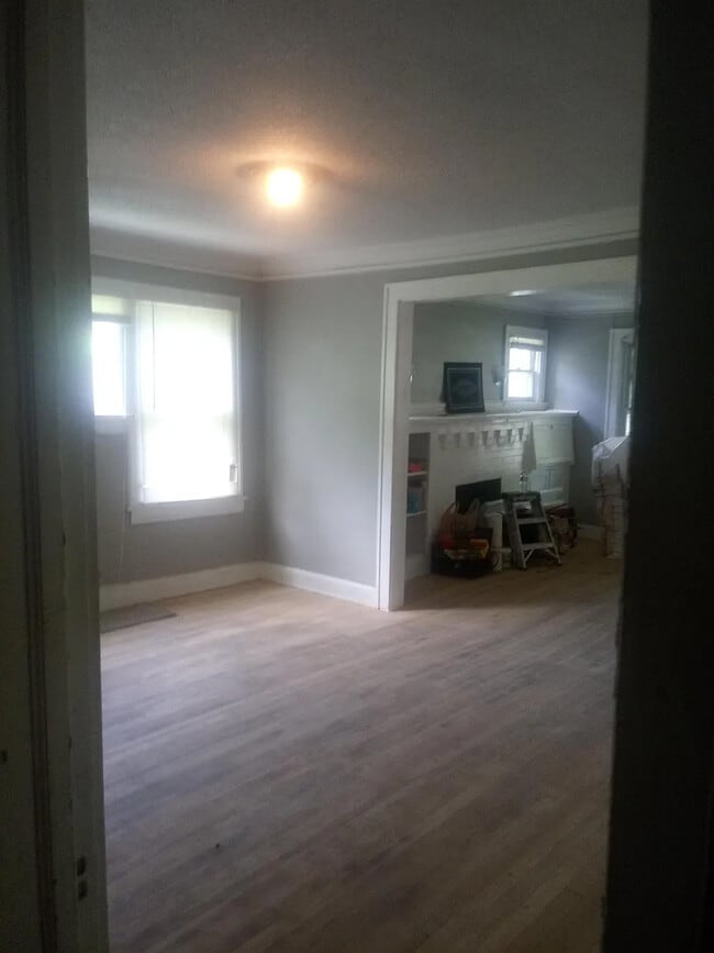 Photo - 5836 Euclid Ave