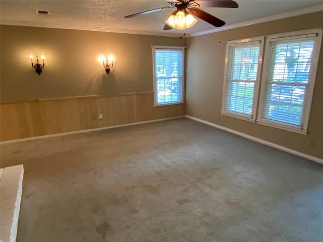 Photo - 623 Club Oak Dr