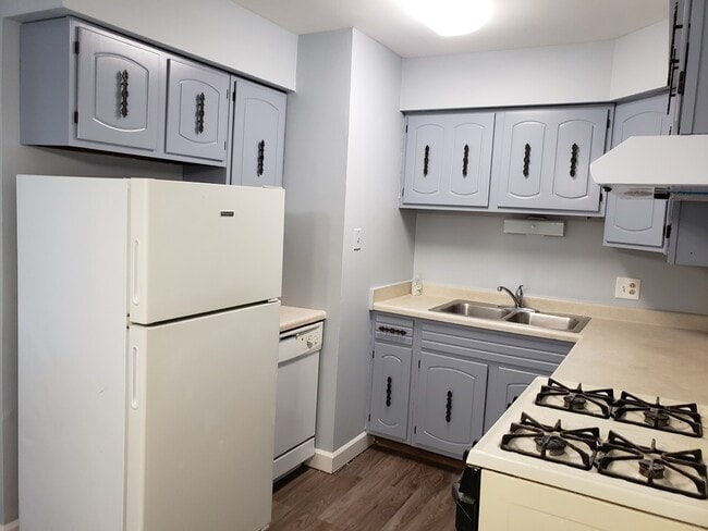 Photo - 865 Westmoreland Dr Unidad 23