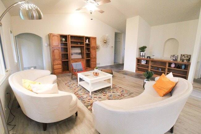 Photo - 5047 St Andrews Dr