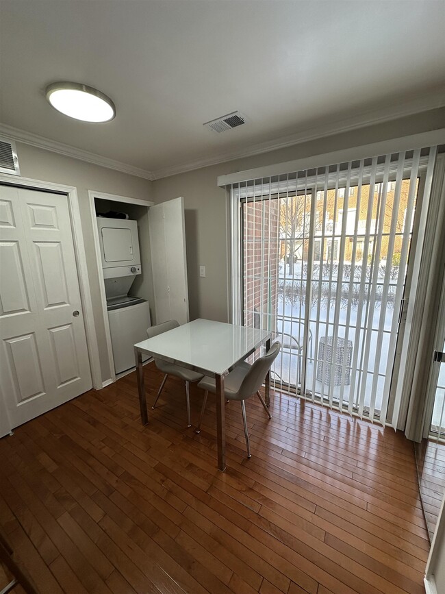 Photo - 21 Buttonwood St