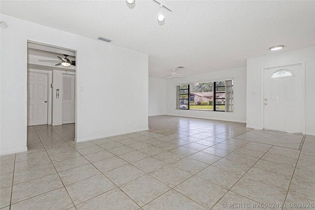 2831 NW 51st Terrace