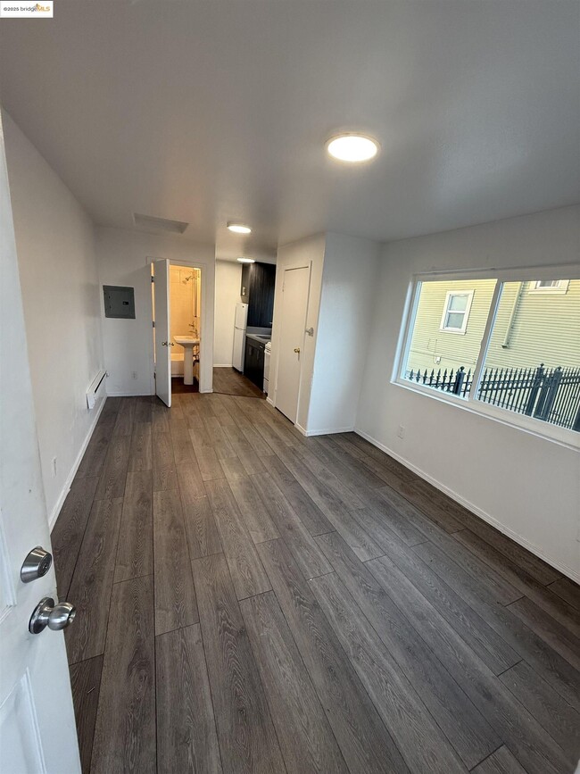 Building Photo - 2638 75th Ave Unit 1