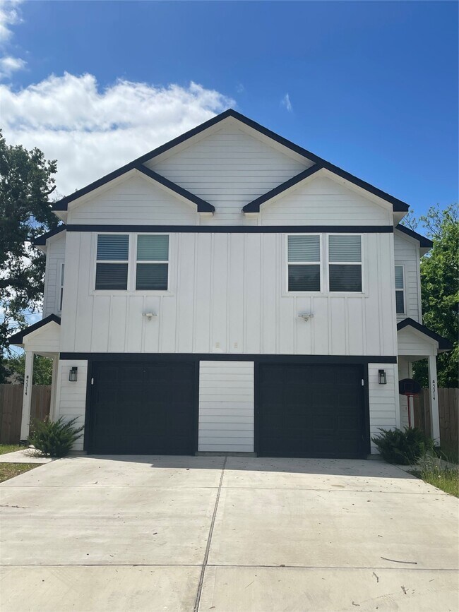 Photo - 5314 Longmeadow St Unidad A Rental