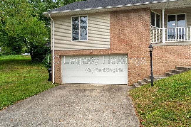 Photo - 603 Hayes St