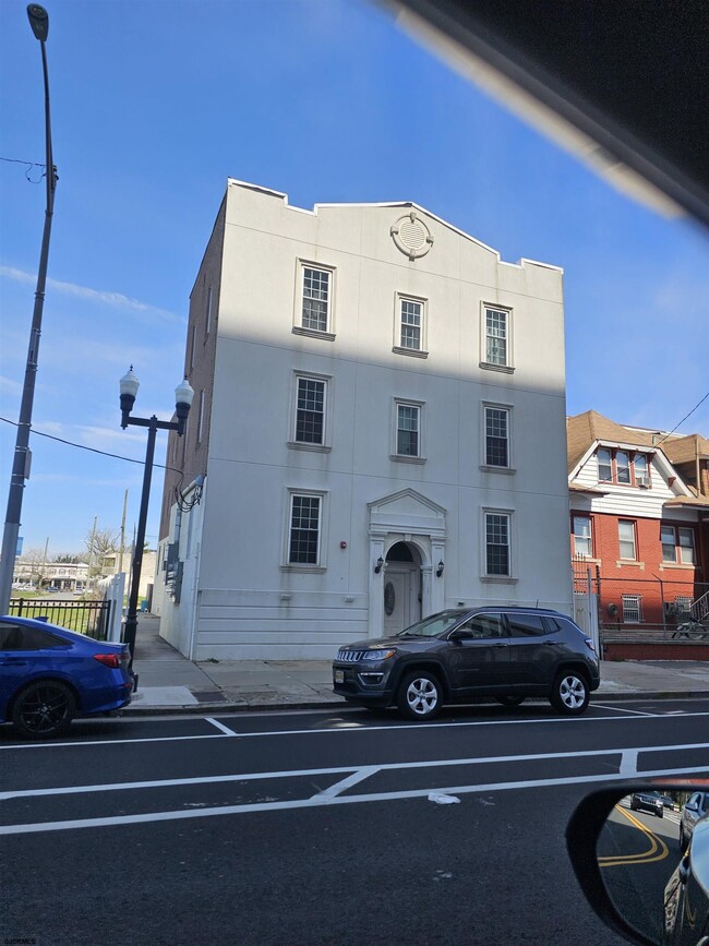 Building Photo - 307 Atlantic Ave Unit 2A Rental