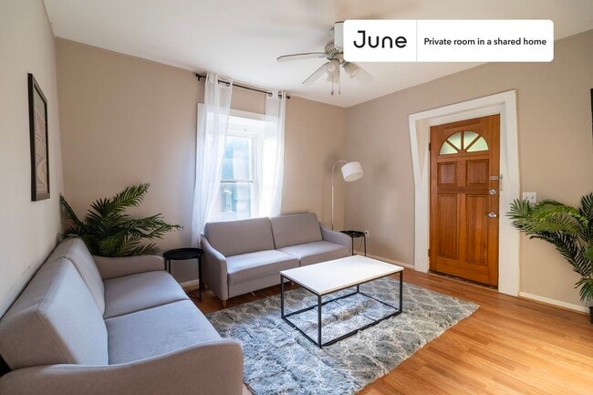 Photo - Room in Shared 2 bed/1 bath home Unidad A