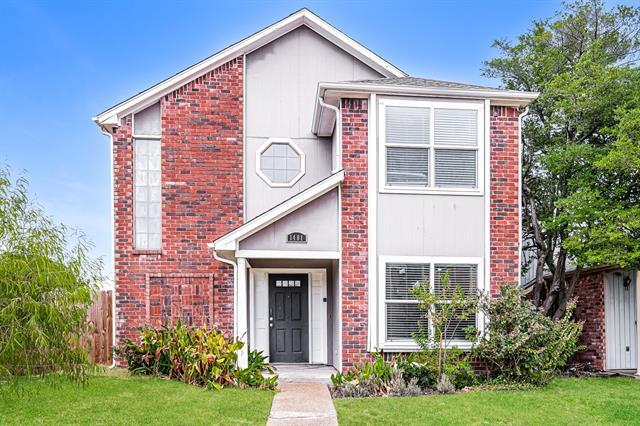 Building Photo - 1401 Del Rio Dr