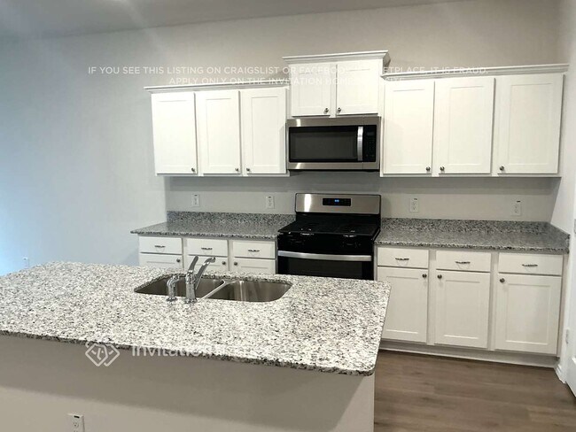 Photo - 3928 Jade Dr