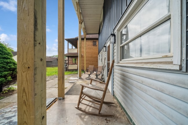 Photo - 75 Sycamore St Unit 2