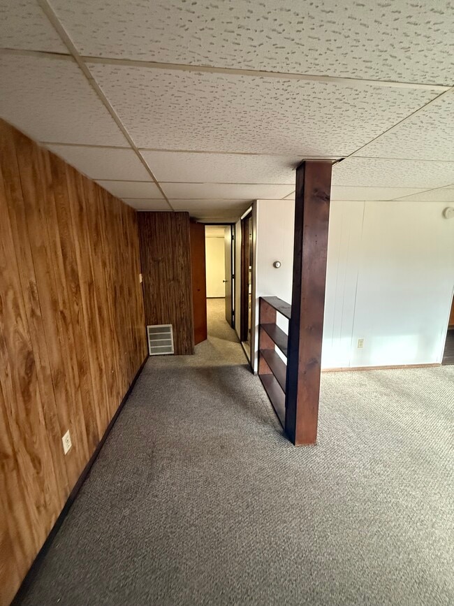 Photo - 533 W Cherry St
