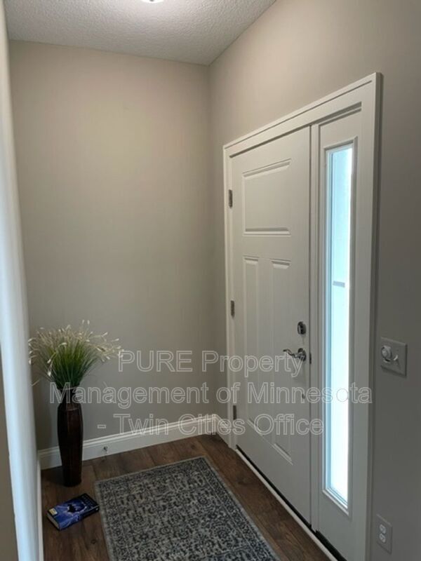 Photo - 631 Liberty Wy