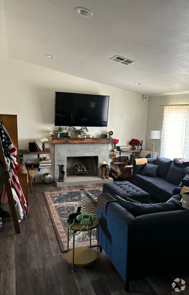 Houses for Rent under 1,200 in Etiwanda CA Page 2