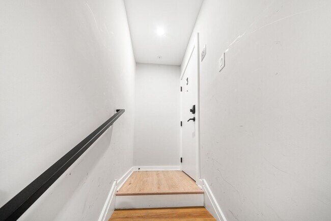 Photo - 1725 N 25th St Unit 3