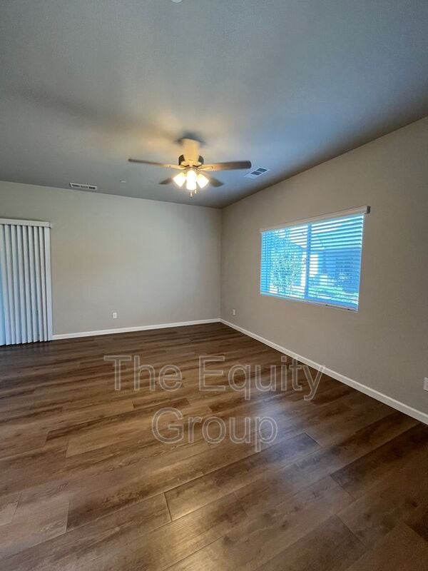 Photo - 510 S Summit St Unit 102