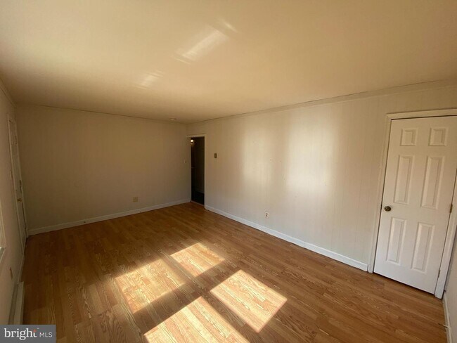 6619 Hickory Ridge Rd