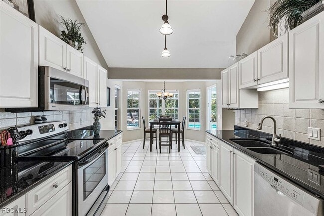 Photo - 620 SE 21st Terrace