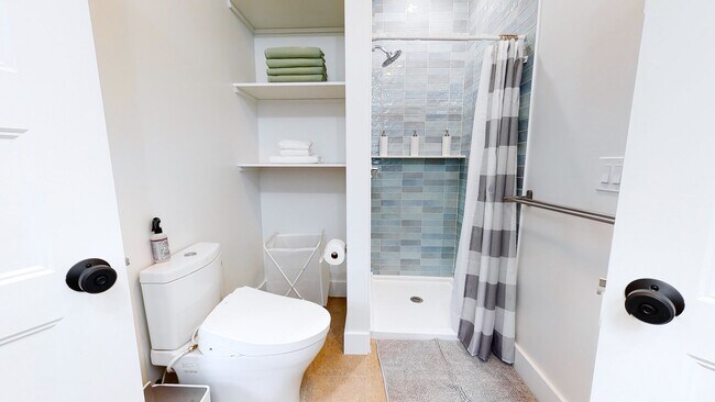 Photo - 276-278 Willow St Unit 1