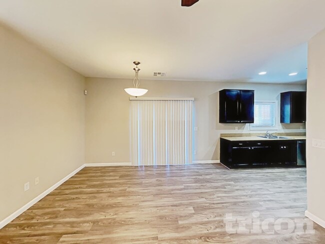 Photo - 5686 Diamond Palm Ct