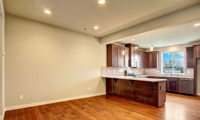 Photo - 22925 79th Pl W