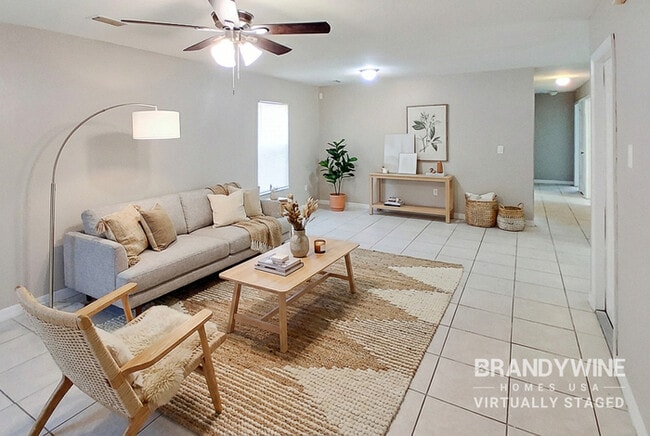 Photo - 3709 E Grove St