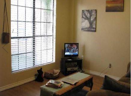 Photo - 1908 San Antonio St Unit 103