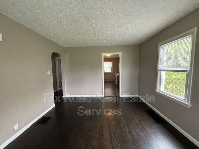 Photo - 506 Kammer Ave