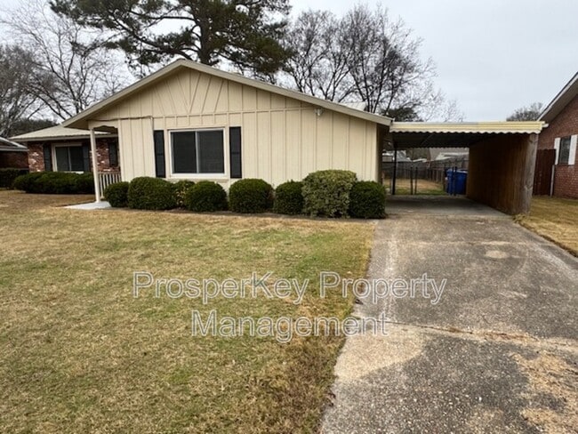 Photo - 3021 Emory St