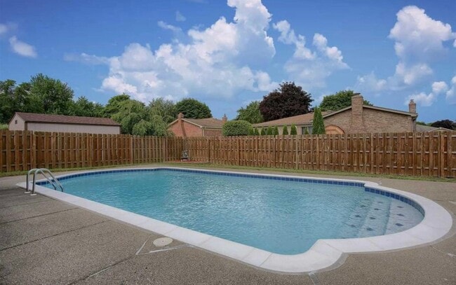 Photo - 43309 Westview Dr