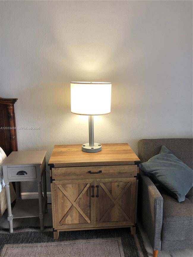 Photo - 19201 Collins Ave Unit 806