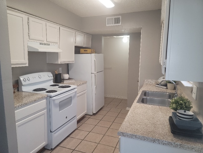 Photo - 4038 Walnut Park Cir