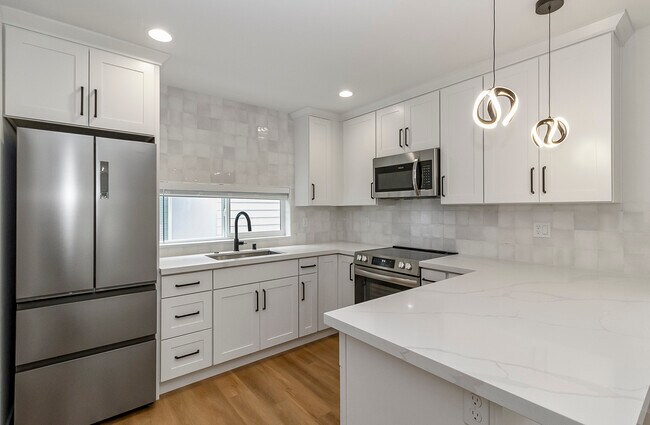 Photo - 11517 5th Ave NE Unit B