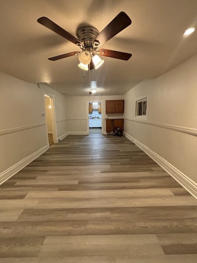 Photo - 201 Mackinaw St Unit Upper Front