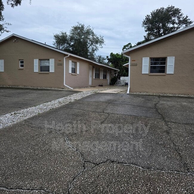 Photo - 1050 Indiana Ave Unidad A