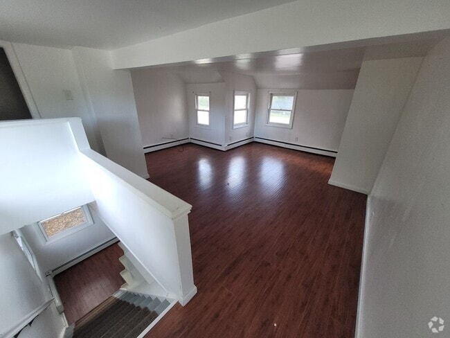 Building Photo - 776 NY-284 Unit 2 Rental