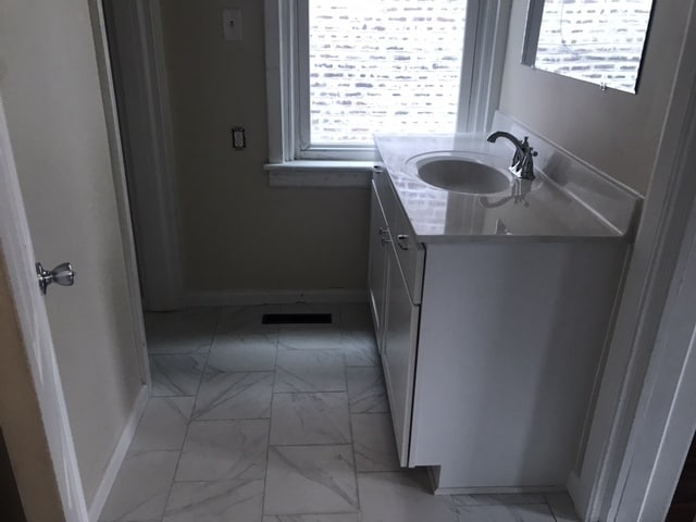 Photo - -- AVAILABLE JUNE 12TH -- 5 BR / 4.5 BA Nice house near VCU! Available June 12th!