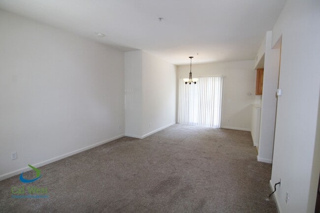 Photo - $3,695 - Spacious 2 Bedroom, 2.5 bath tri-level townhouse near Communication Hill in Lancaster Gates