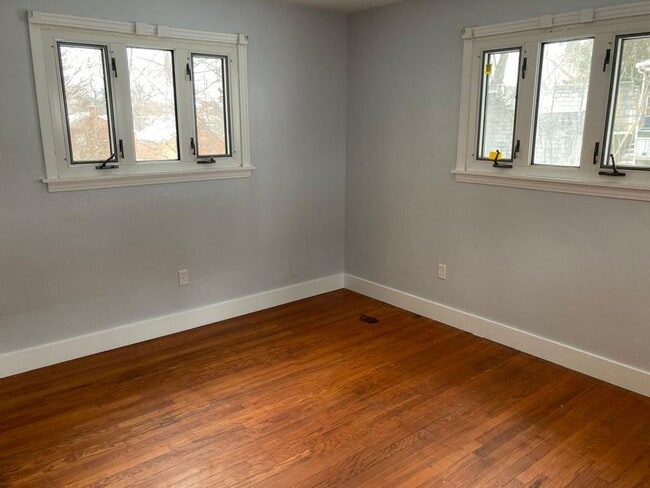 Photo - 2313 Vodeli St