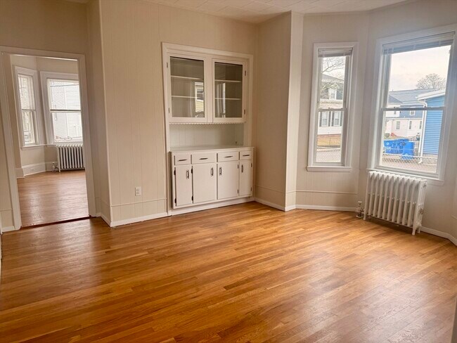 Photo - 39 Prospect St Ave