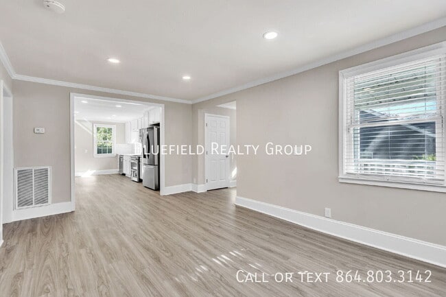 Photo - 25 Celand St