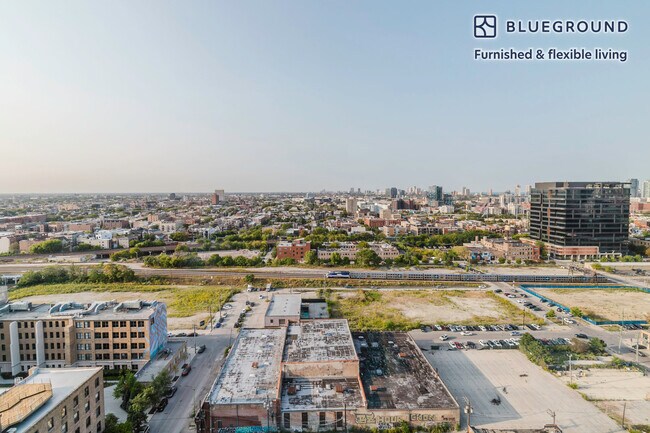 Photo - 225 N Elizabeth St Unidad FL21-ID1097