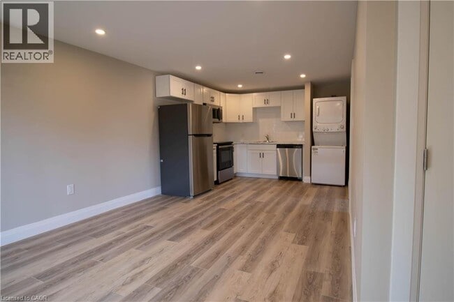 Photo - 539 Woodlawn Rd