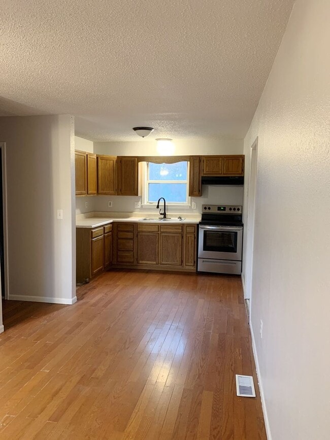Photo - For Rent...4404 Wabash, Granite City