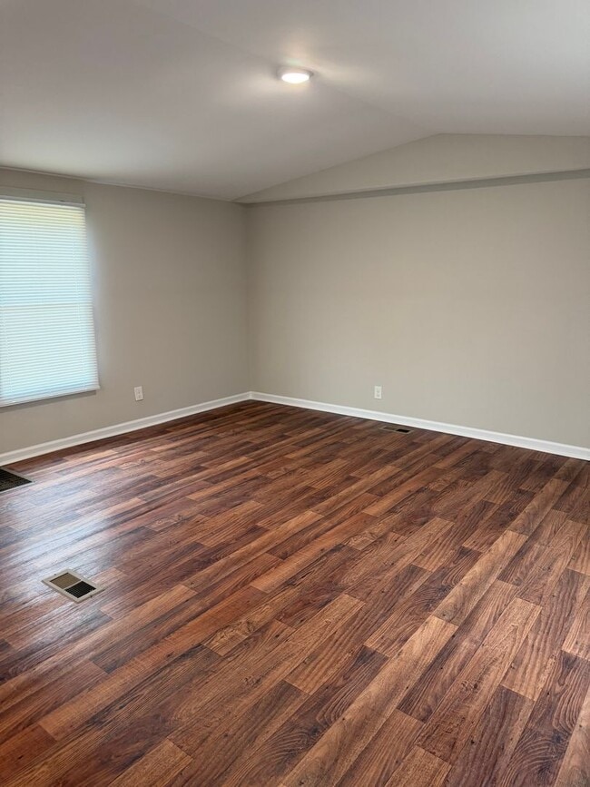 Photo - 3BR/2BA Fully Remodeled Home – Galivants Ferry