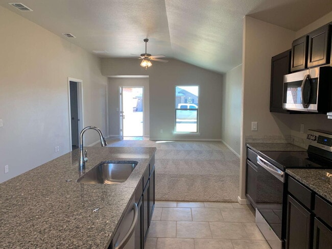 Photo - 13808 Sherman Ave