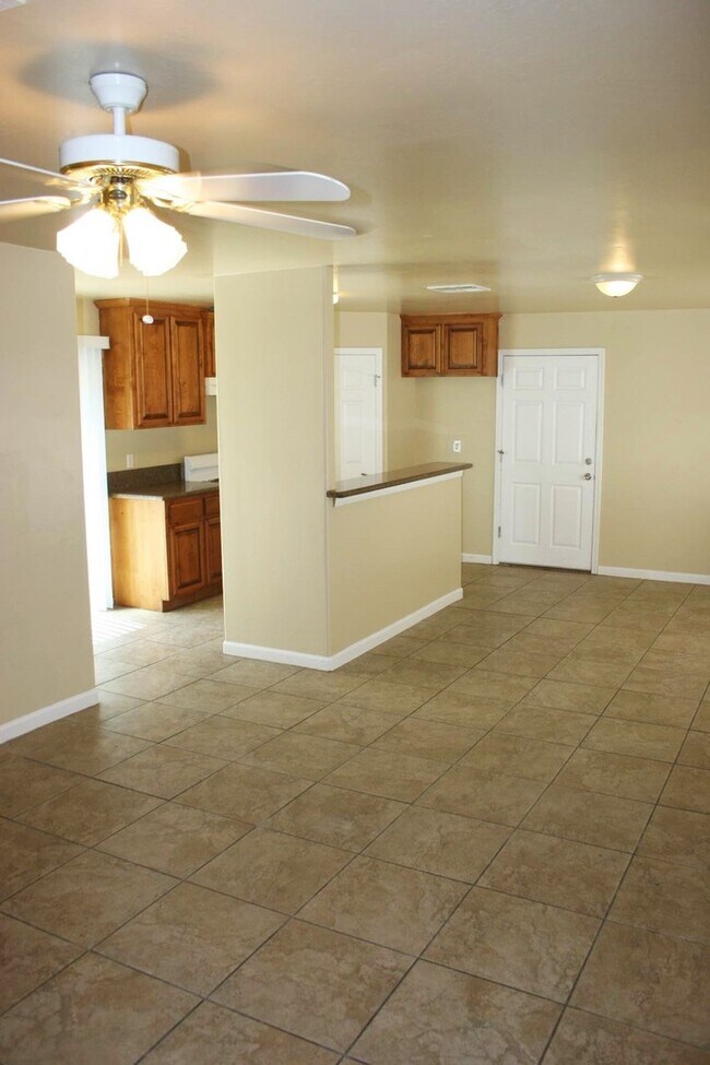 Photo - L St 713 Unit B