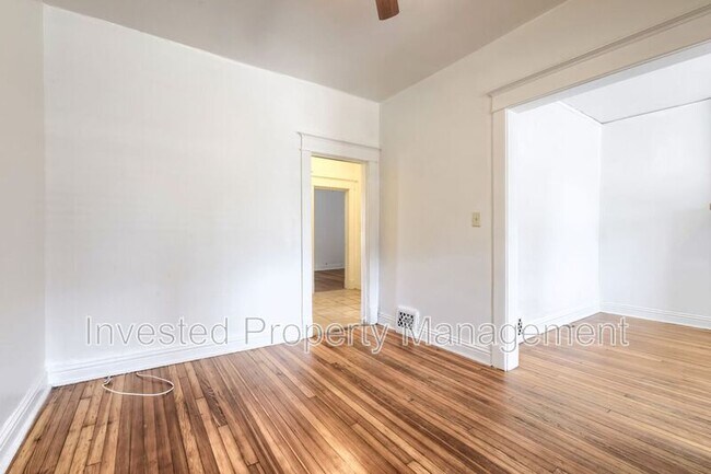 Photo - 527 E 6th Ave